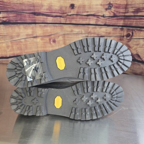 Ugg Waterproof , Grey - size 13. Unworn / leatherpainted. - Picture 3 of 10